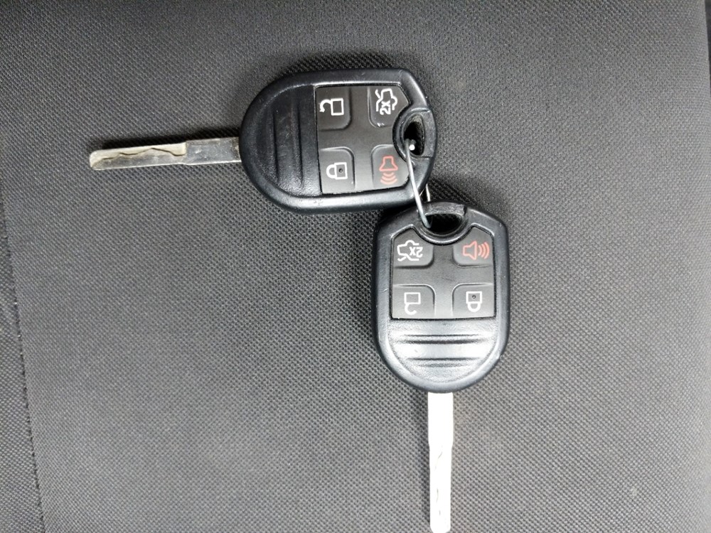 2017 Ford Fiesta - Keys