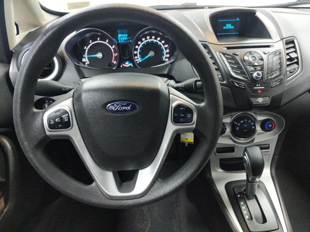 2017 Ford Fiesta - Driver Dash