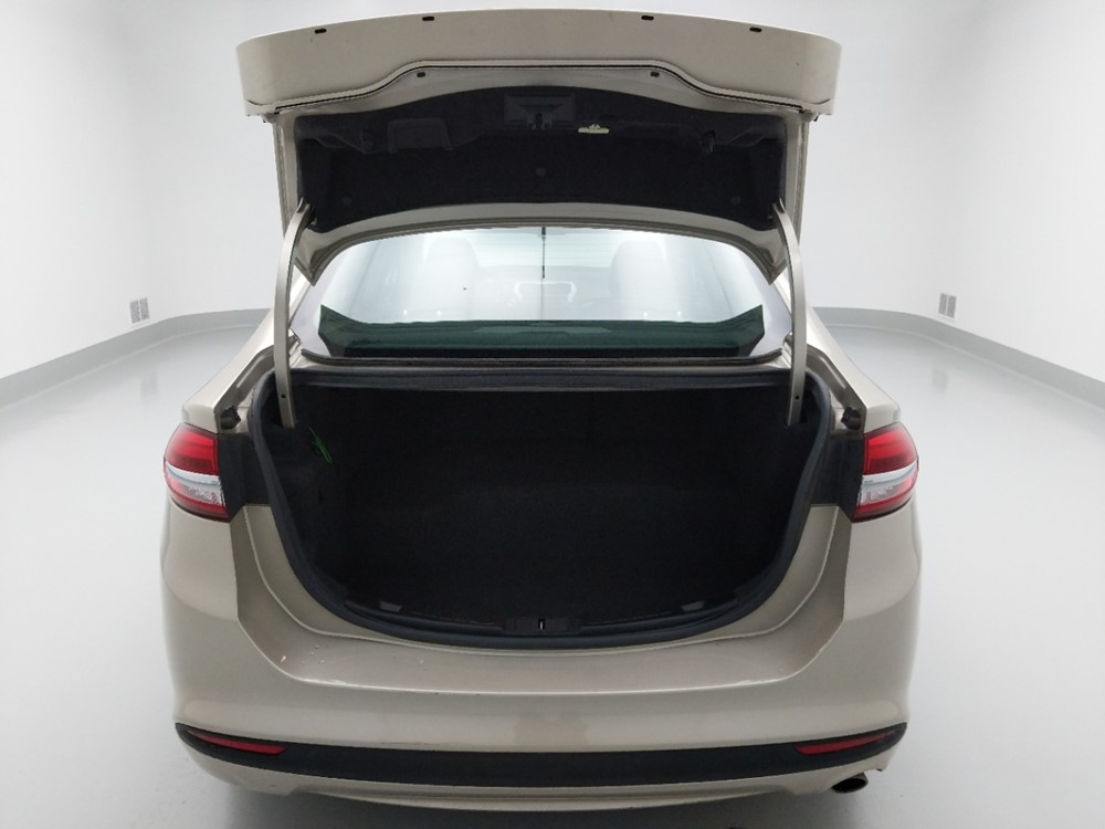 2017 Ford Fusion - Trunk