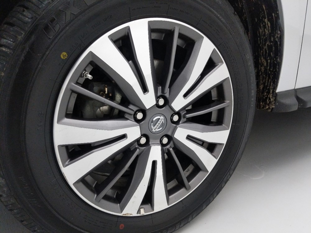 2017 Nissan Pathfinder - Wheel