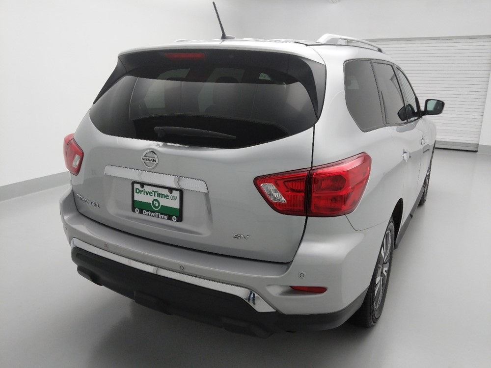 2017 Nissan Pathfinder - Passenger Rear Trunk