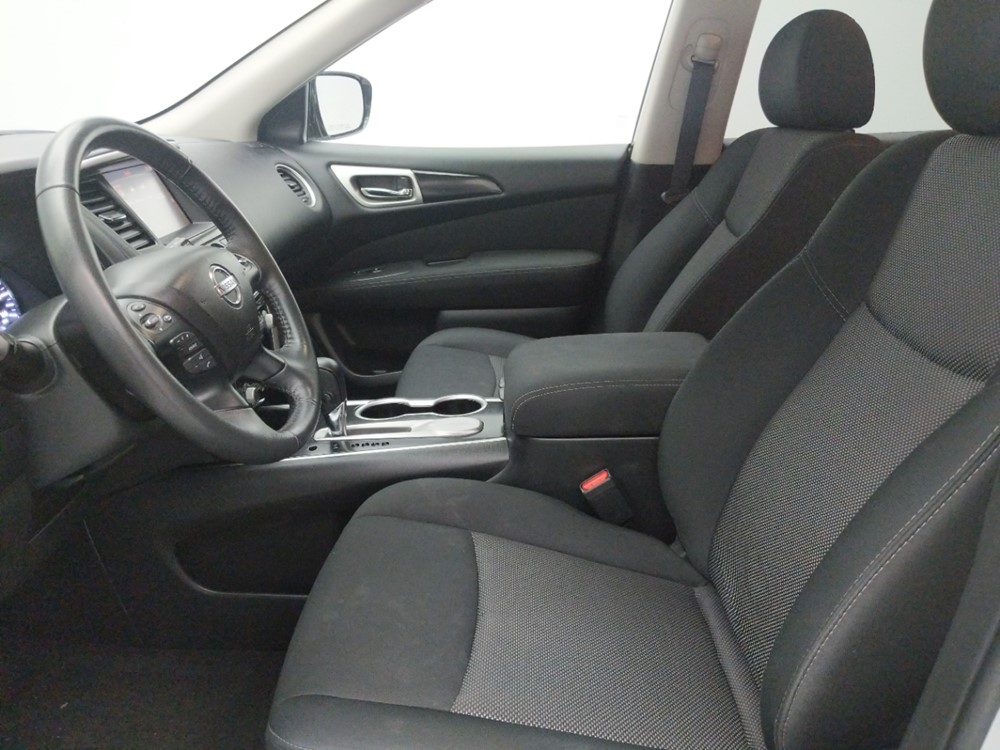 2017 Nissan Pathfinder - Driver Front Seat