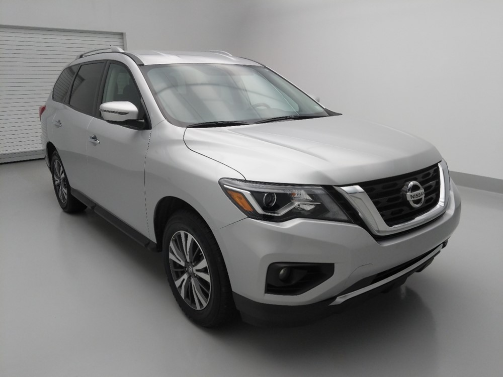 2017 Nissan Pathfinder - Passenger Front Bumper