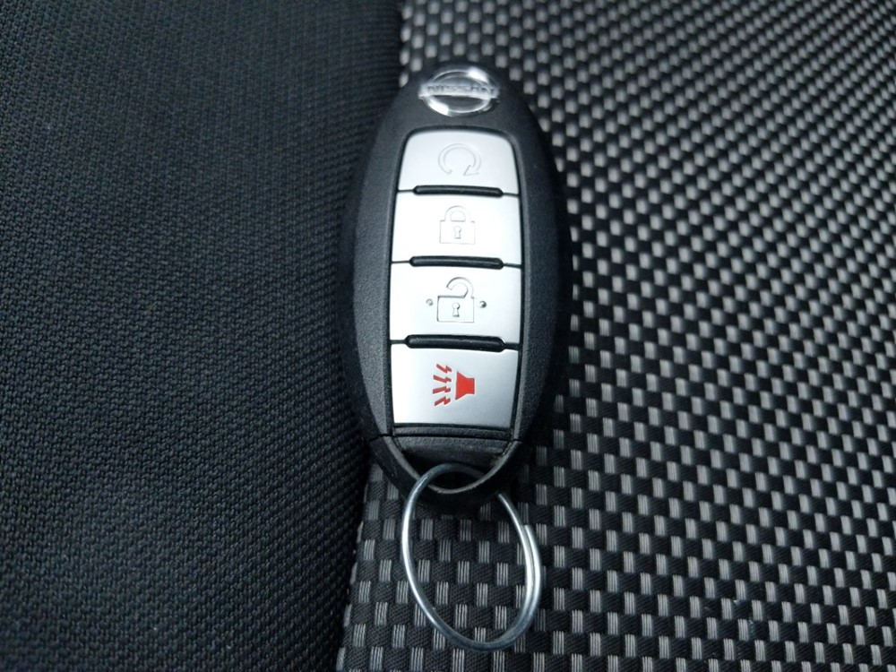 2017 Nissan Pathfinder - Keys