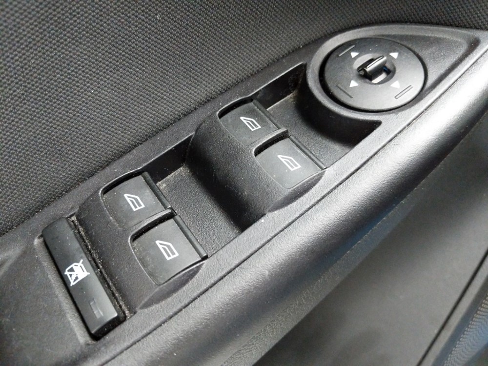 2017 Ford Focus - Driver Power Windows/Lock Control