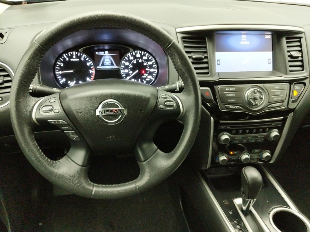 2017 Nissan Pathfinder - Driver Dash