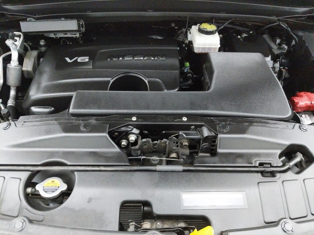 2017 Nissan Pathfinder - Engine