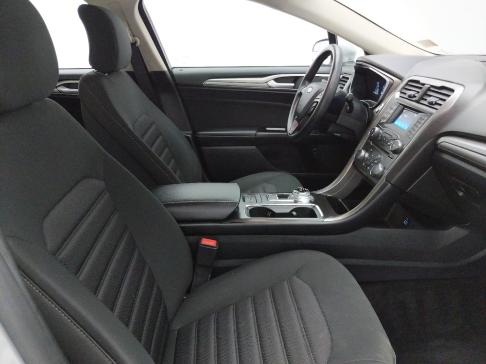 2017 Ford Fusion - Passenger Front Seat
