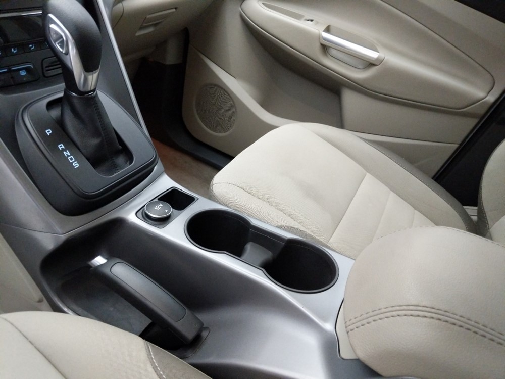 2015 Ford Escape - Center Console/Cup Holders
