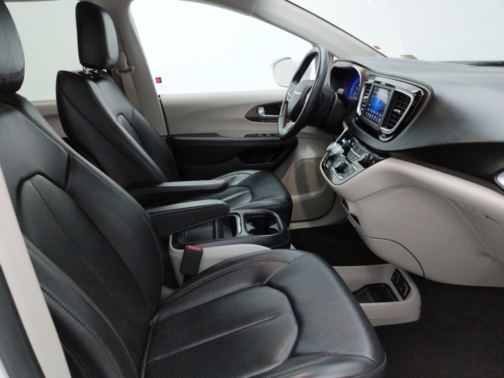 2018 Chrysler Pacifica - Passenger Front Seat