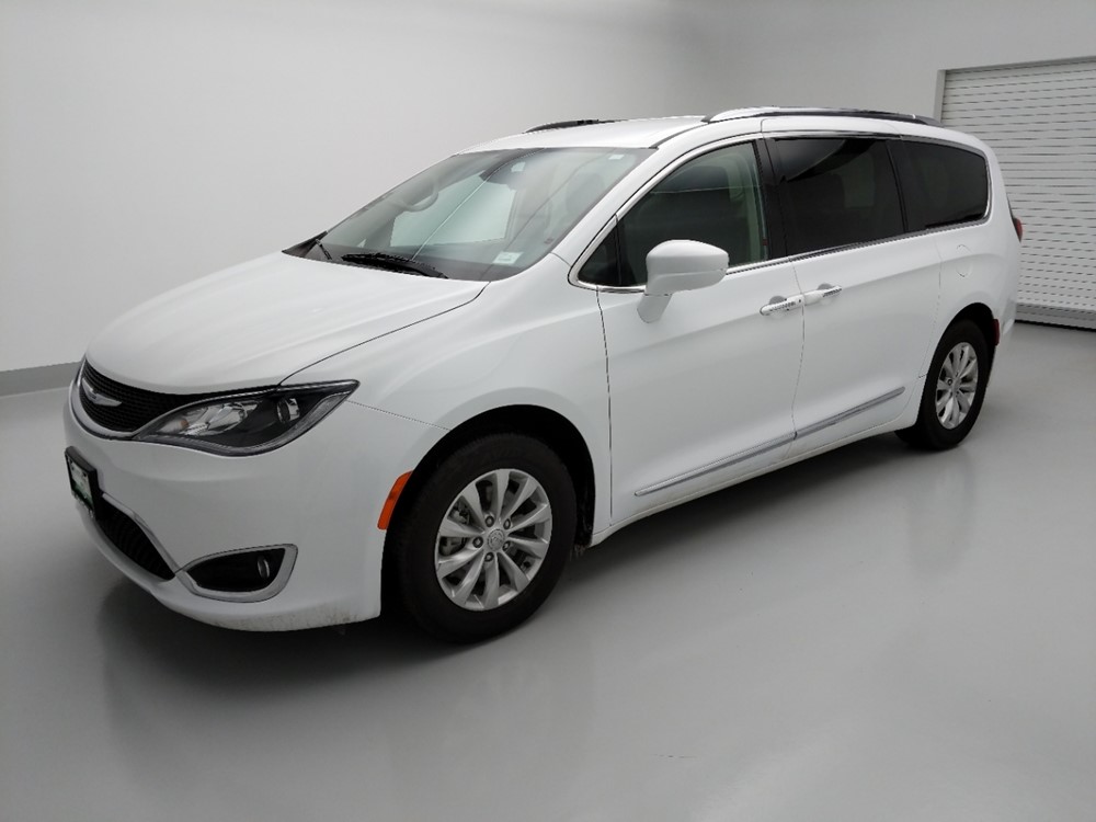2018 Chrysler Pacifica - Driver Front Side