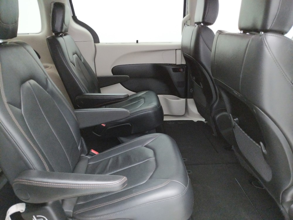 2018 Chrysler Pacifica - Passenger Rear Seat