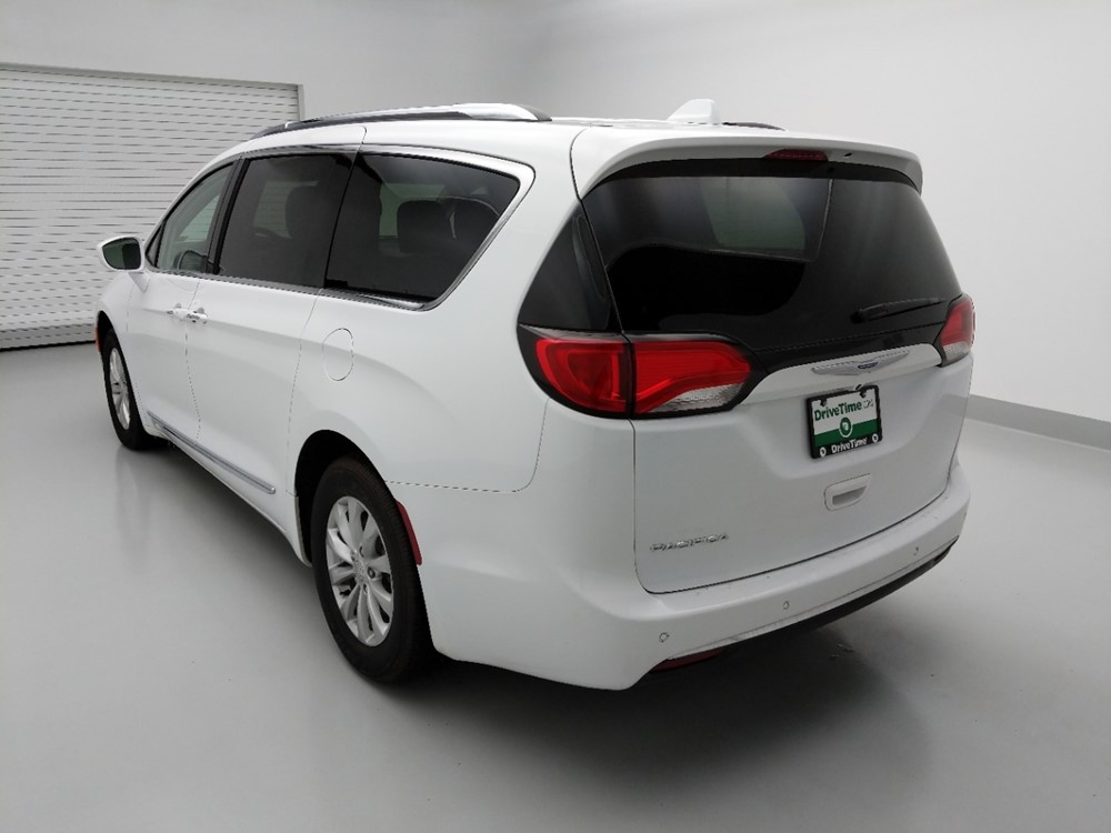 2018 Chrysler Pacifica - Driver Rear Bumper