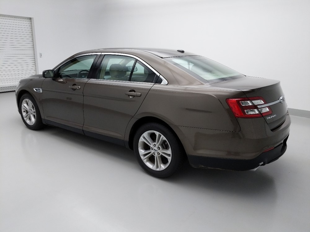 2016 Ford Taurus - Driver Rear Side