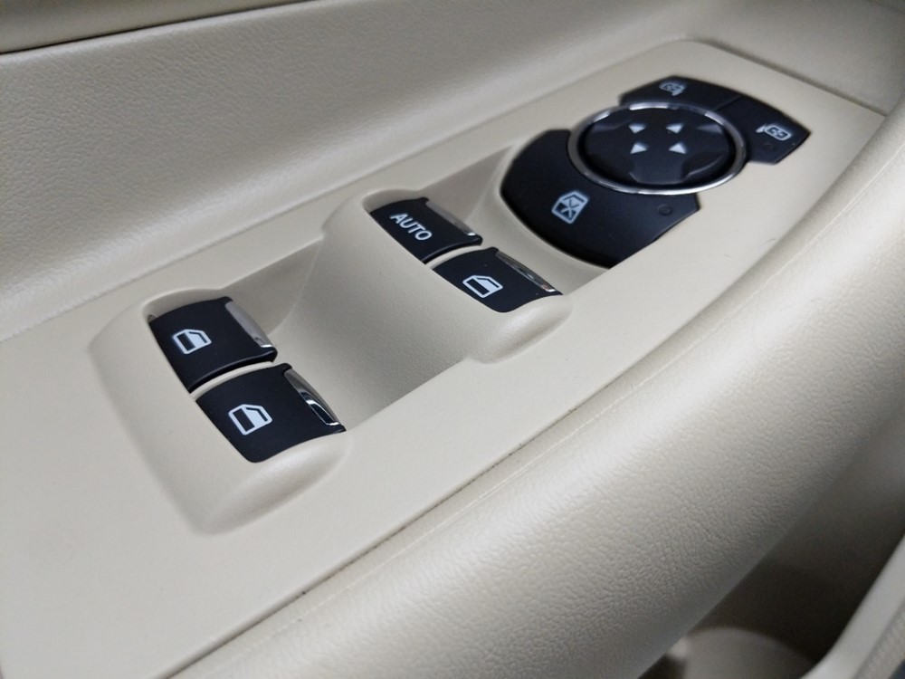 2016 Ford Taurus - Driver Power Windows/Lock Control