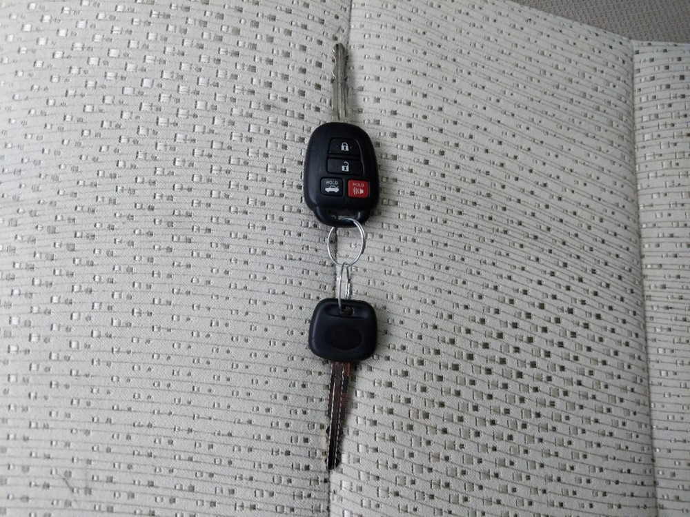 2014 Toyota Camry - Keys
