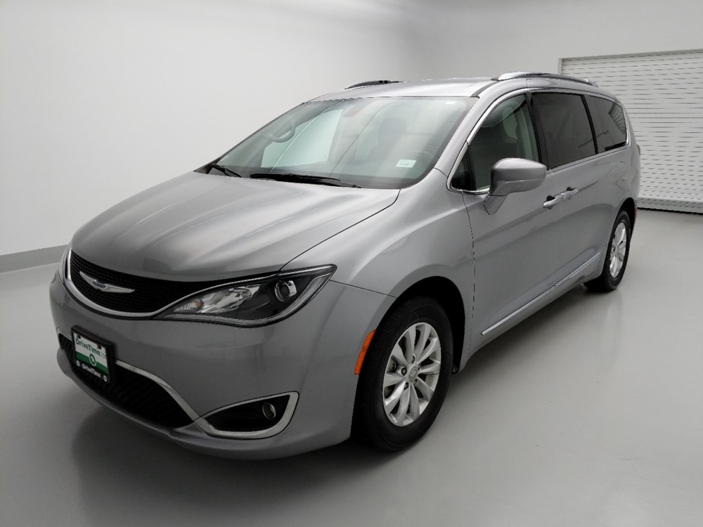 Used 2018 Chrysler Pacifica Driver Front Bumper