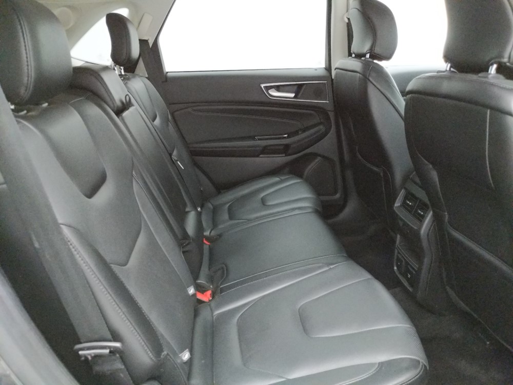 2017 Ford Edge - Passenger Rear Seat