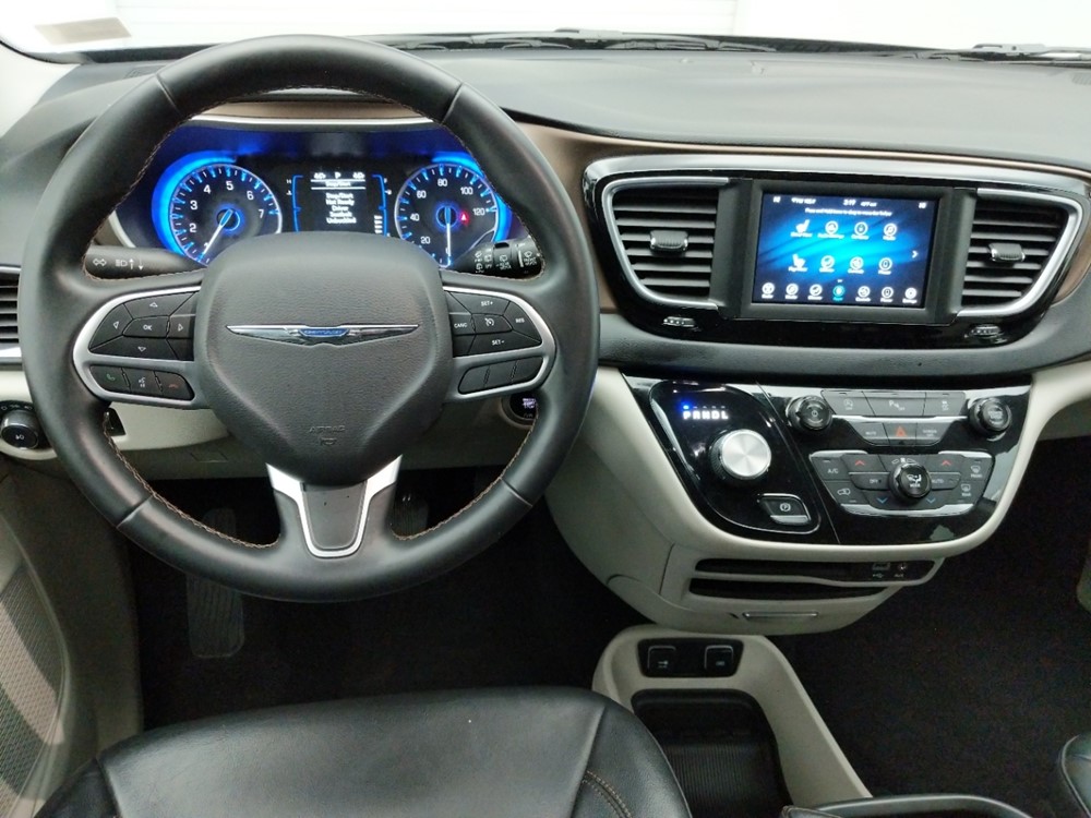2018 Chrysler Pacifica - Driver Dash