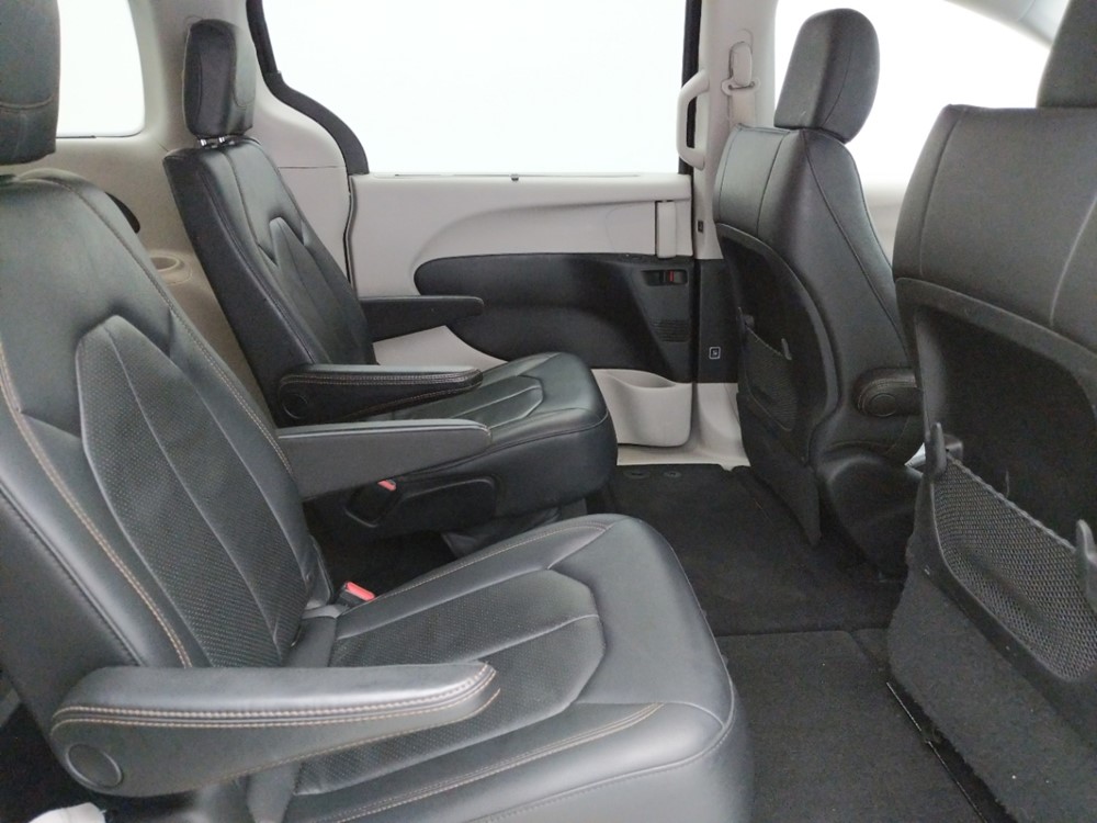 2018 Chrysler Pacifica - Passenger Rear Seat
