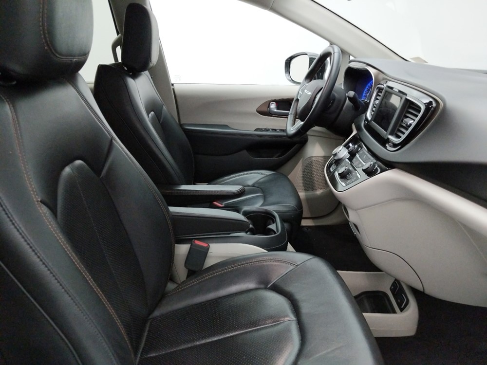 2018 Chrysler Pacifica - Passenger Front Seat