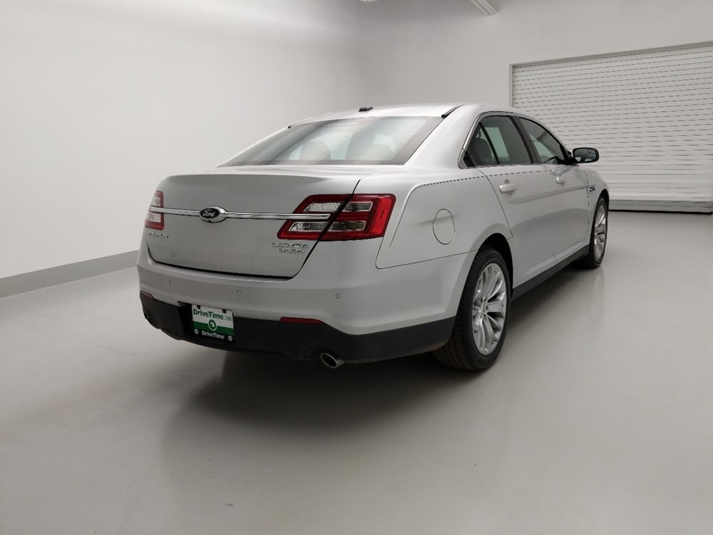 2015 Ford Taurus - Passenger Rear Trunk