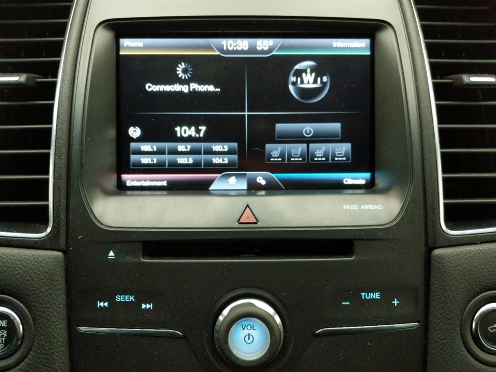 2015 Ford Taurus - Odometer Close Up