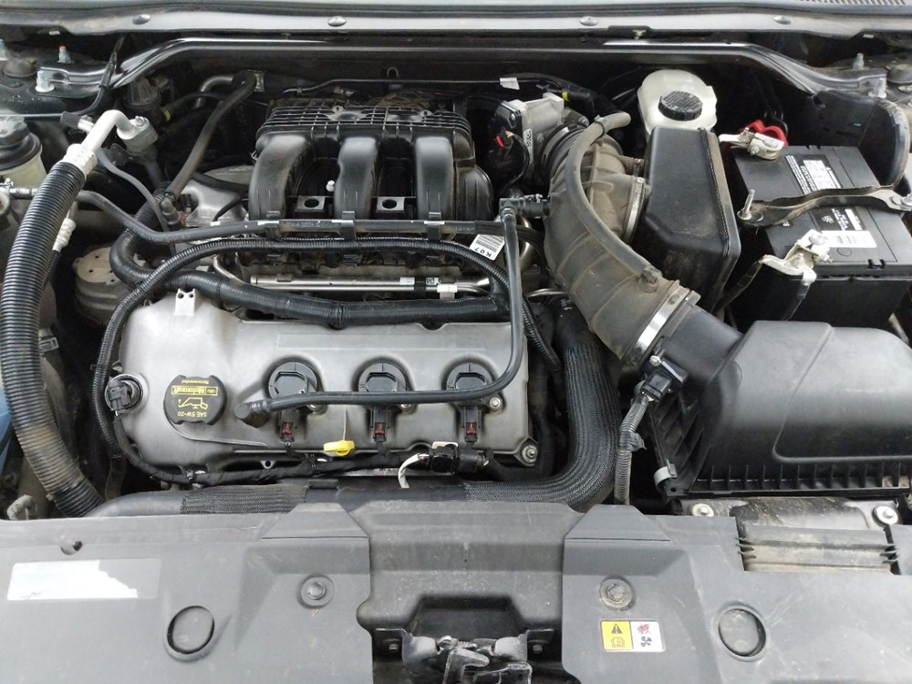 2012 Ford Taurus - Engine