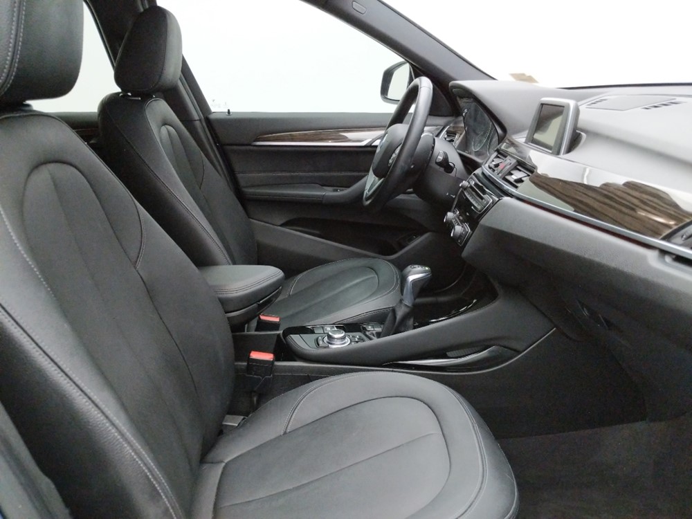 2016 BMW X1 - Passenger Front Seat