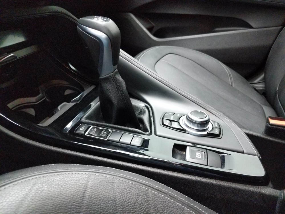 2016 BMW X1 - Center Console/Cup Holders