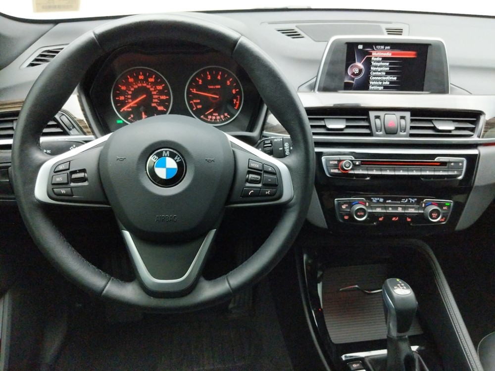 2016 BMW X1 - Driver Dash