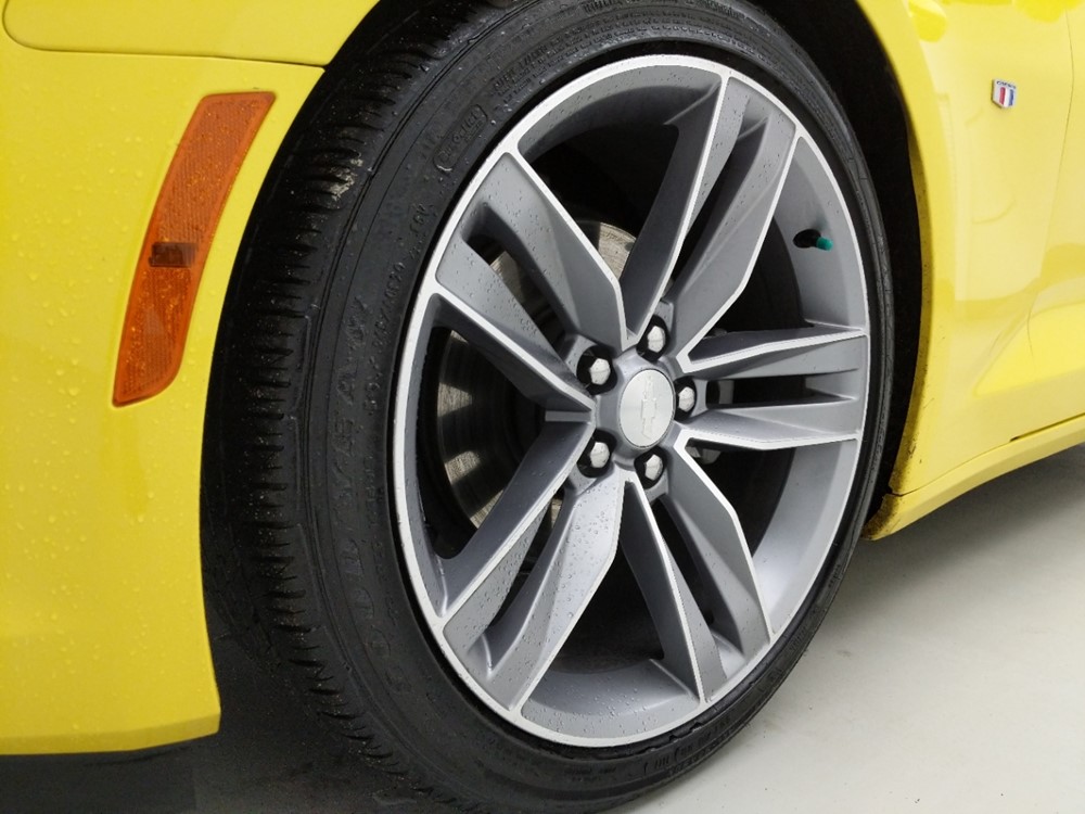 2018 Chevrolet Camaro - Wheel