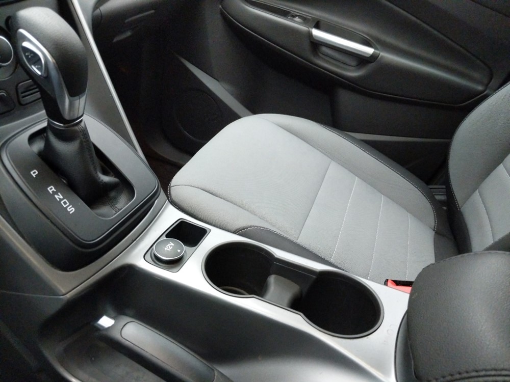 2015 Ford Escape - Center Console/Cup Holders