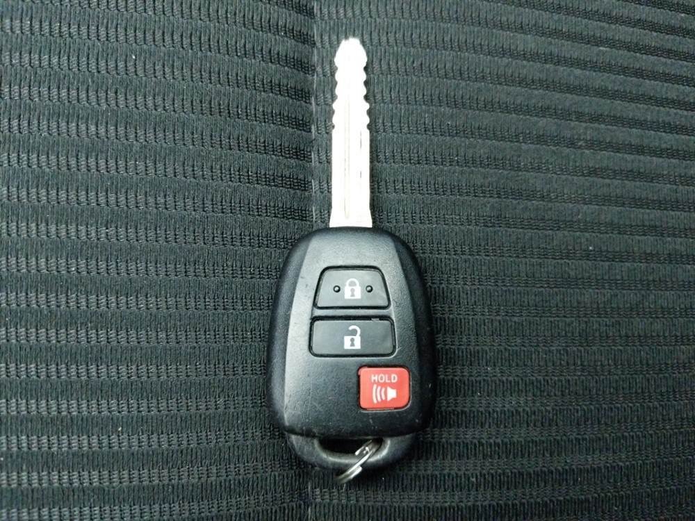 2018 Toyota RAV4 - Keys