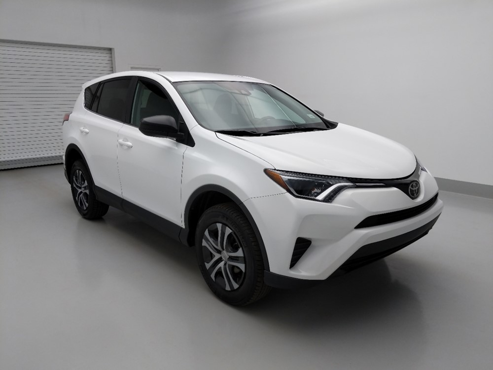 2018 Toyota RAV4 - Passenger Front Bumper