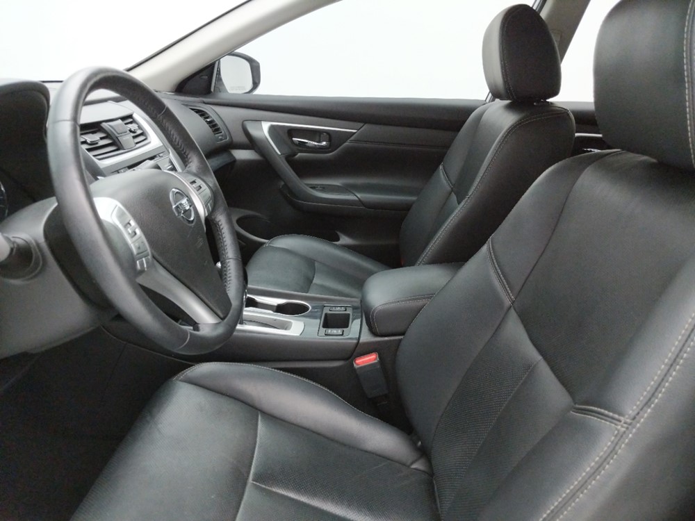 2016 Nissan Altima - Driver Front Seat