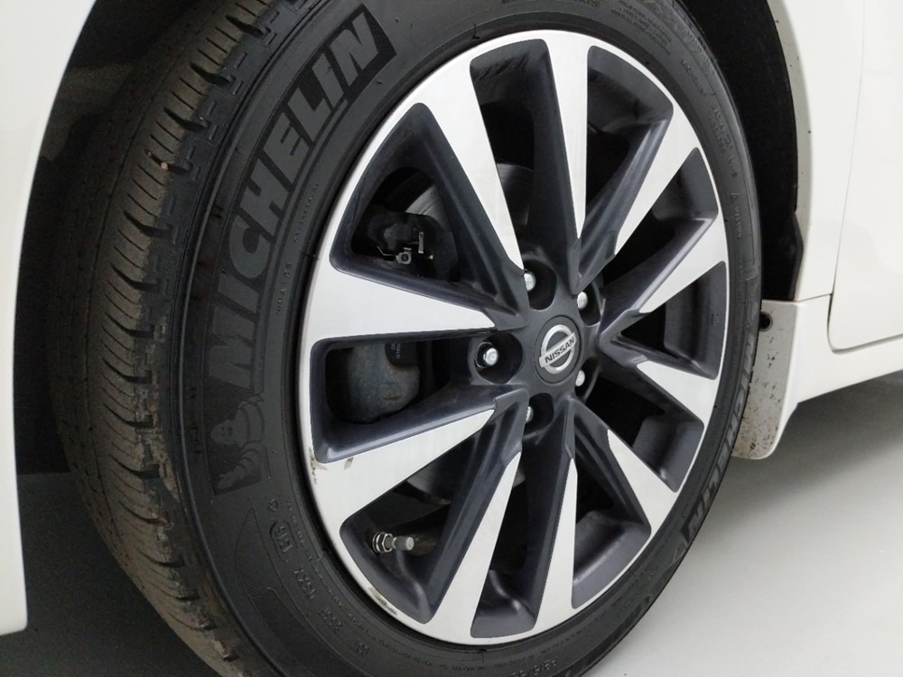 2016 Nissan Altima - Wheel