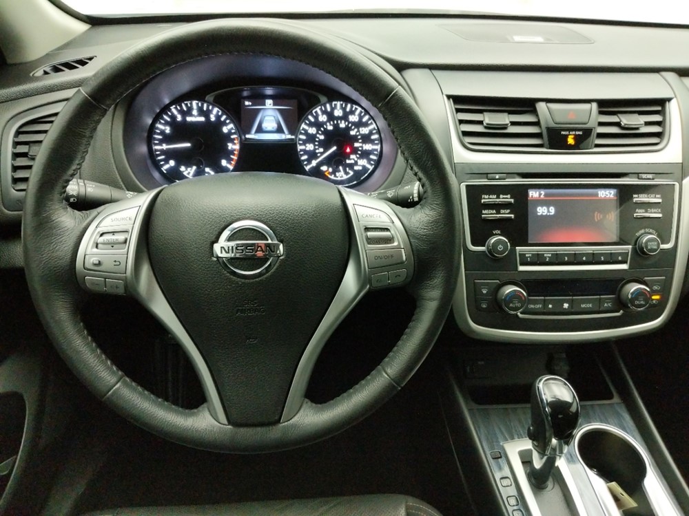 2016 Nissan Altima - Driver Dash