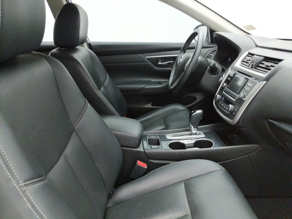 2016 Nissan Altima - Passenger Front Seat