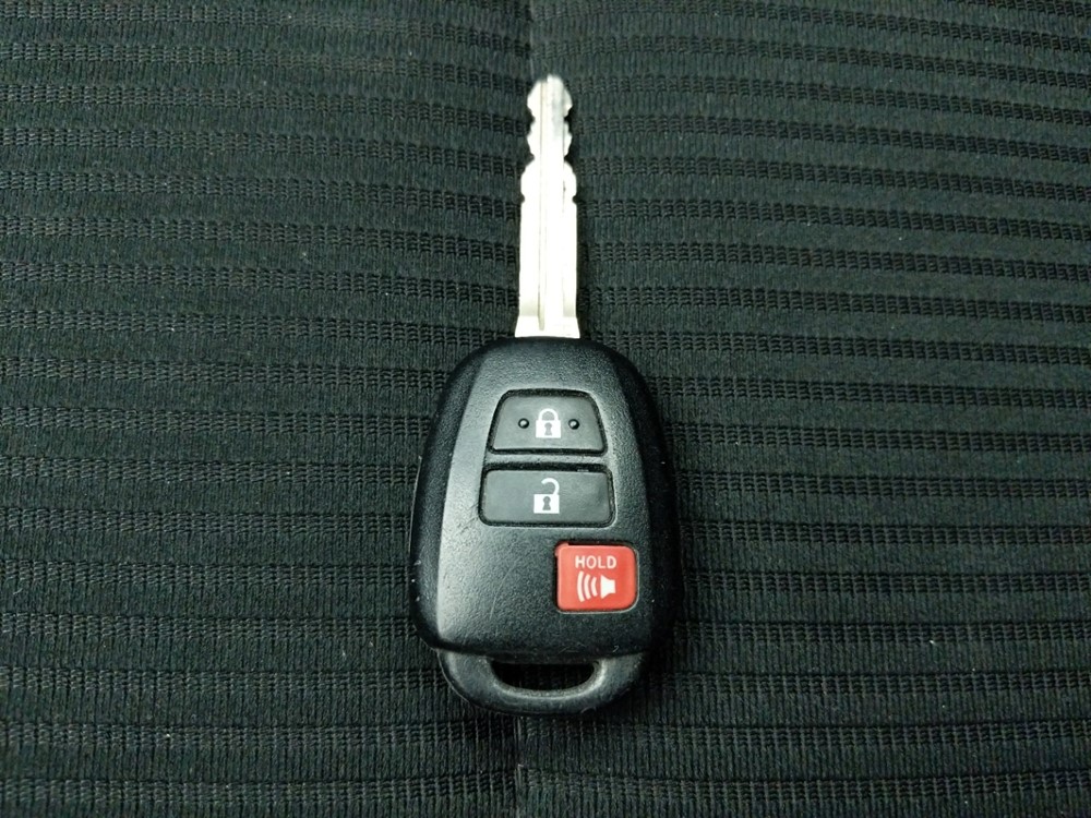 2018 Toyota RAV4 - Keys