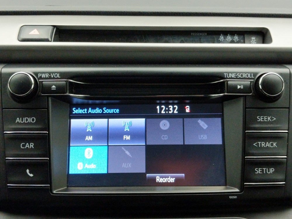 2018 Toyota RAV4 - Stereo Package
