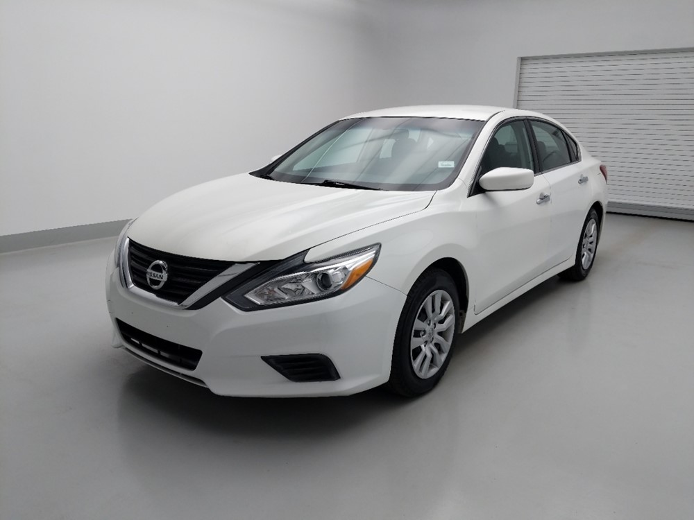 Used 2017 Nissan Altima Driver Front Bumper