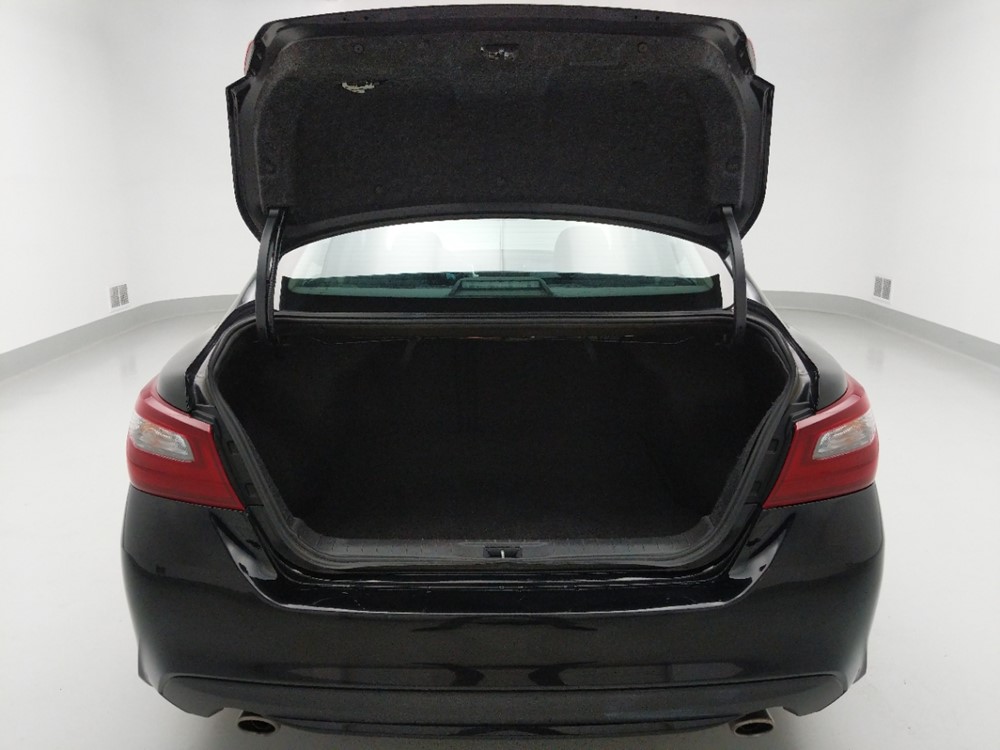 2018 Nissan Altima - Trunk