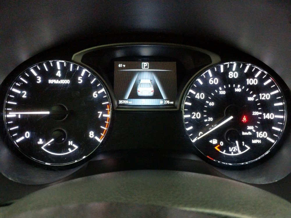 2018 Nissan Altima - Odometer Close Up