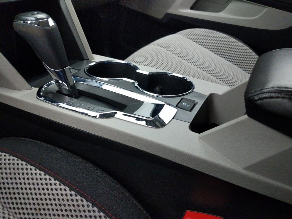 2017 Chevrolet Equinox - Center Console/Cup Holders