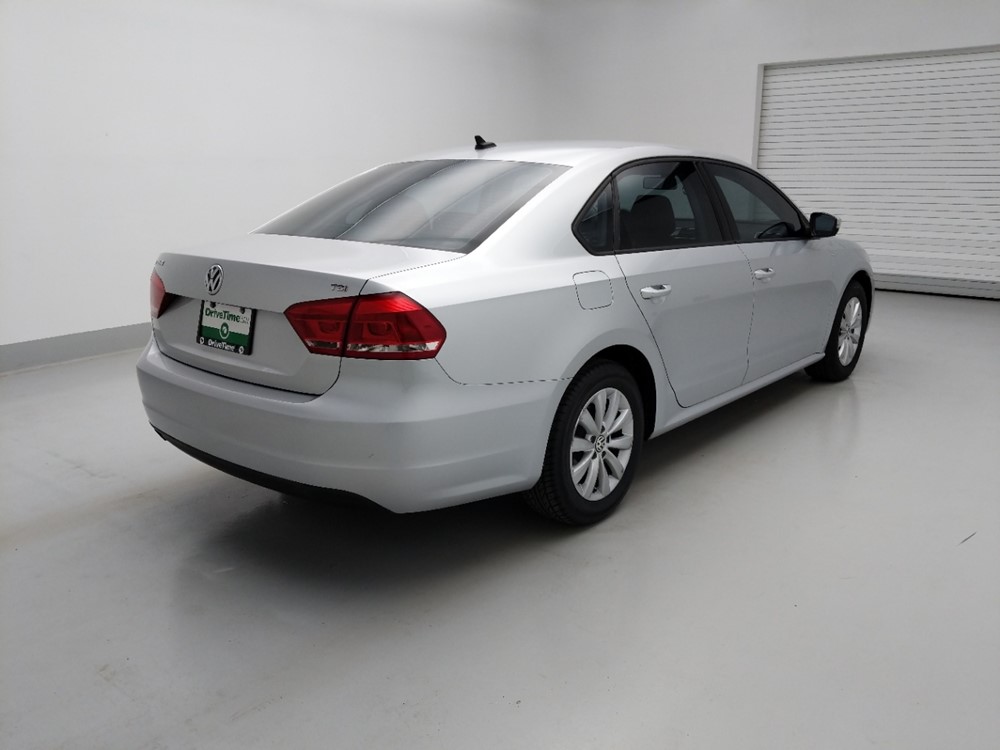 2015 Volkswagen Passat - Passenger Rear Bumper
