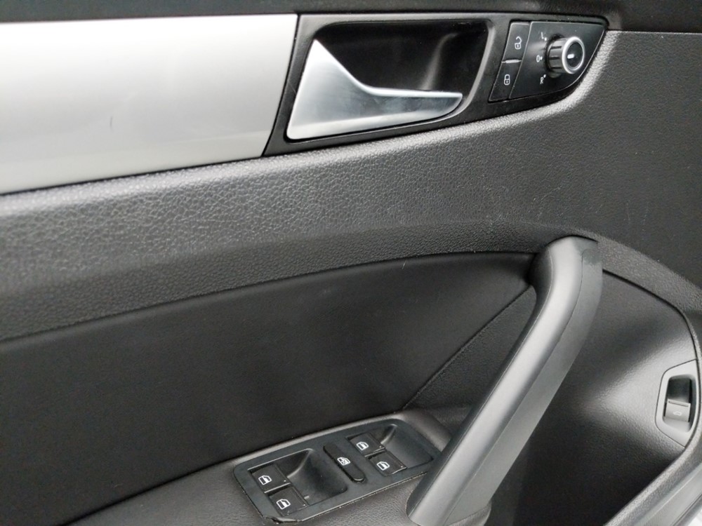 2015 Volkswagen Passat - Driver Power Windows/Lock Control