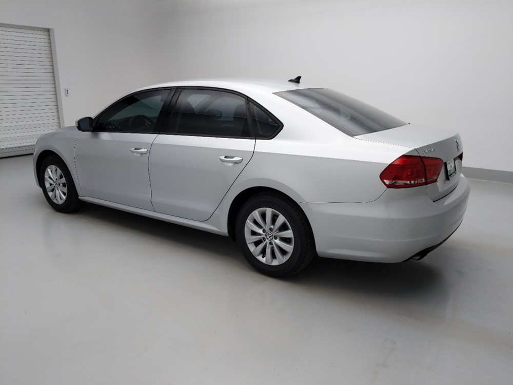2015 Volkswagen Passat - Driver Rear Side