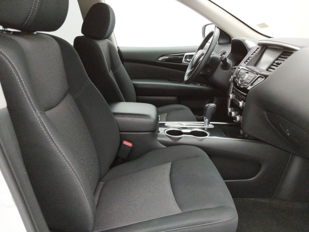 2018 Nissan Pathfinder - Passenger Front Seat