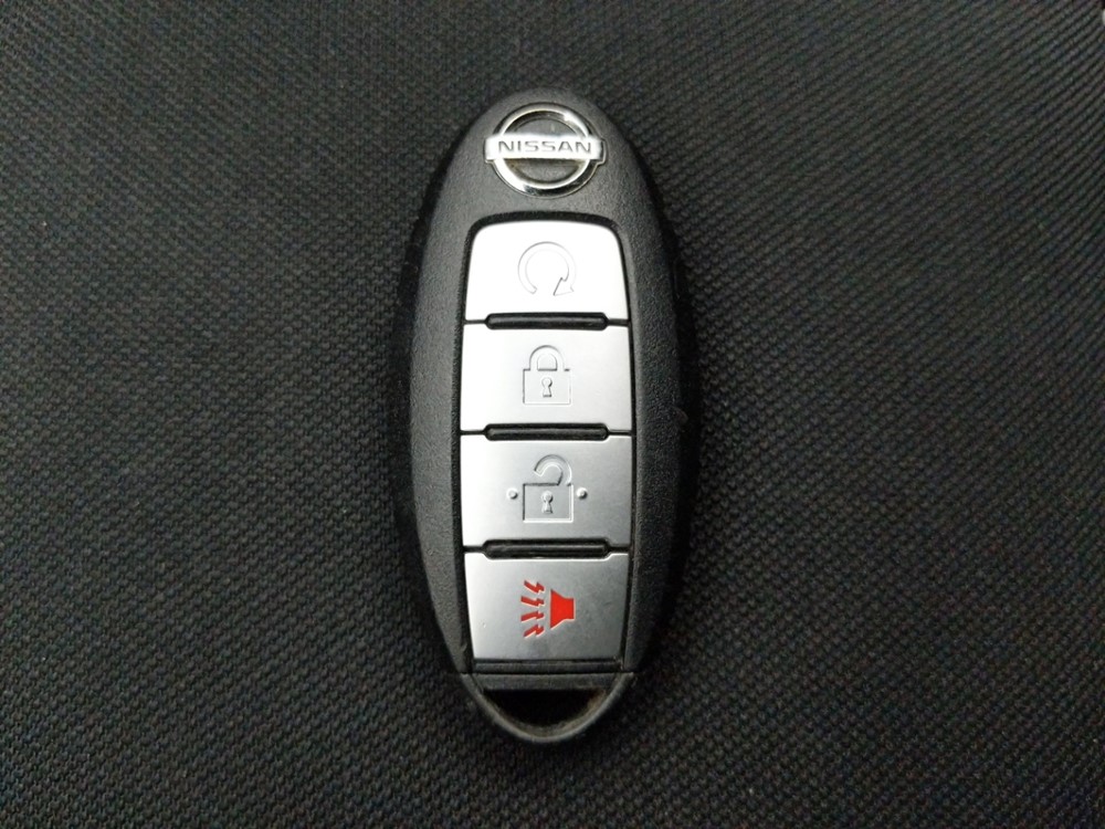 2018 Nissan Pathfinder - Keys